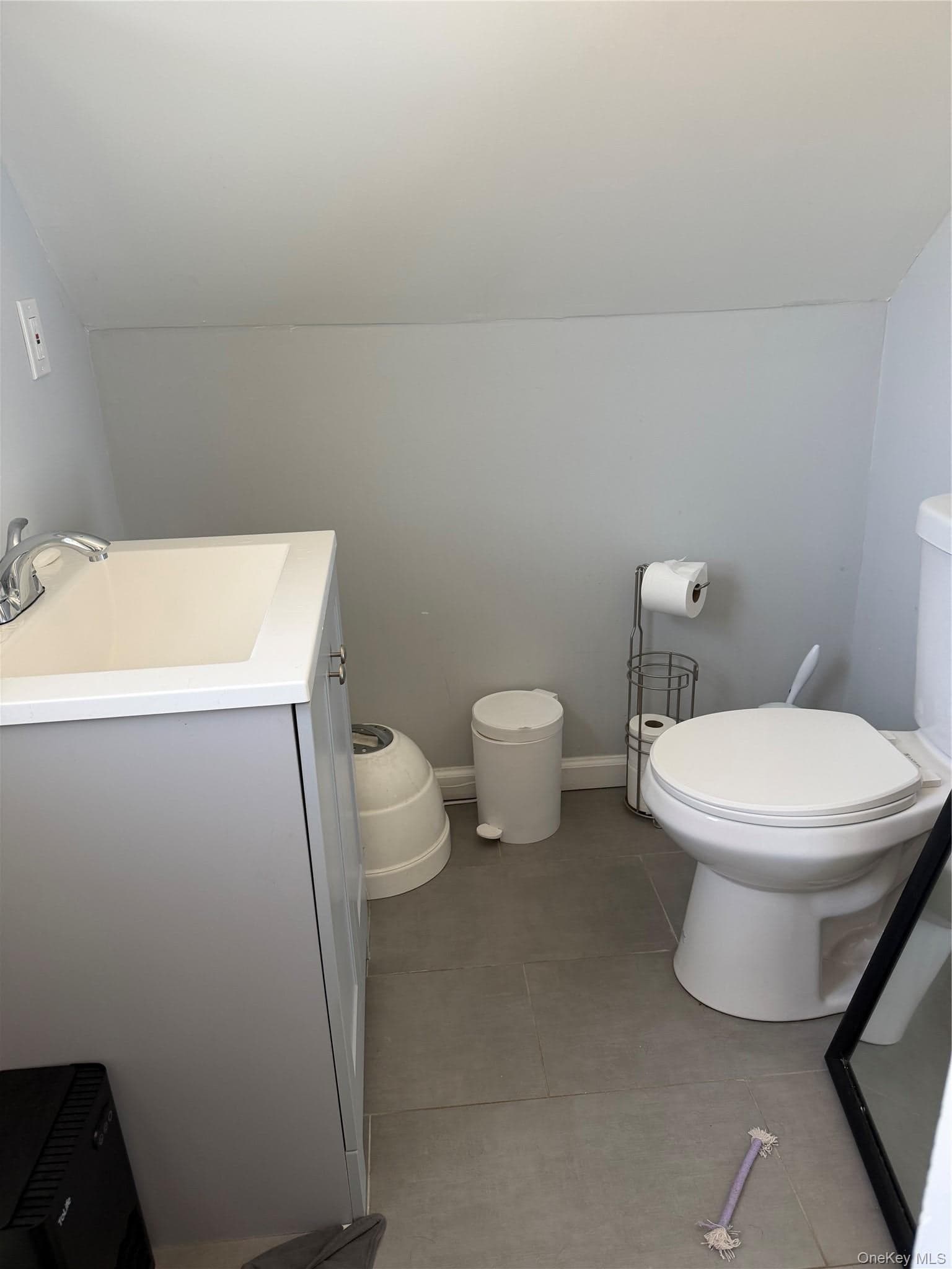 2475 Putnam Drive thumbnail 9