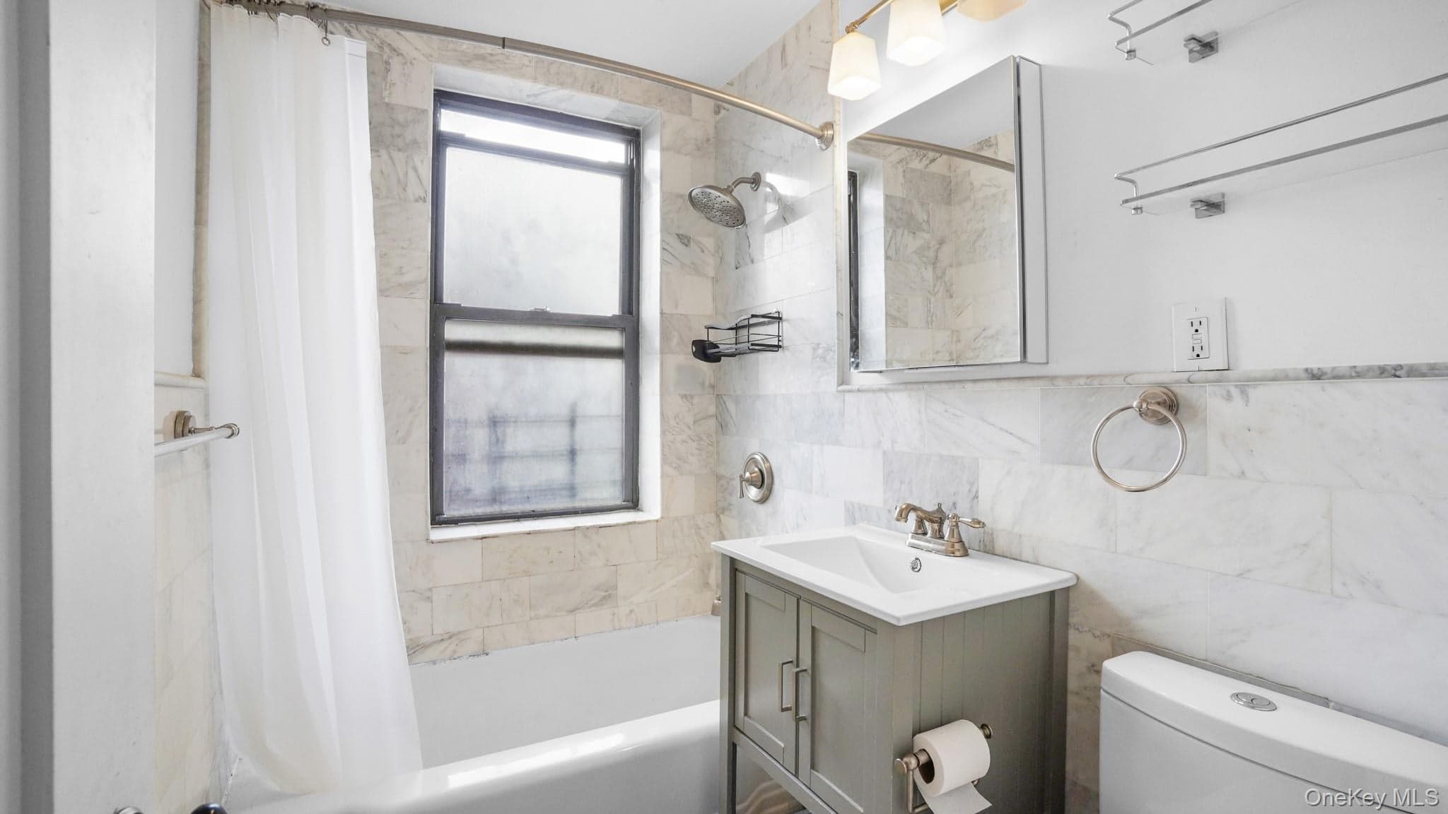 66-15 Wetherole St St Unit: E4 thumbnail 13