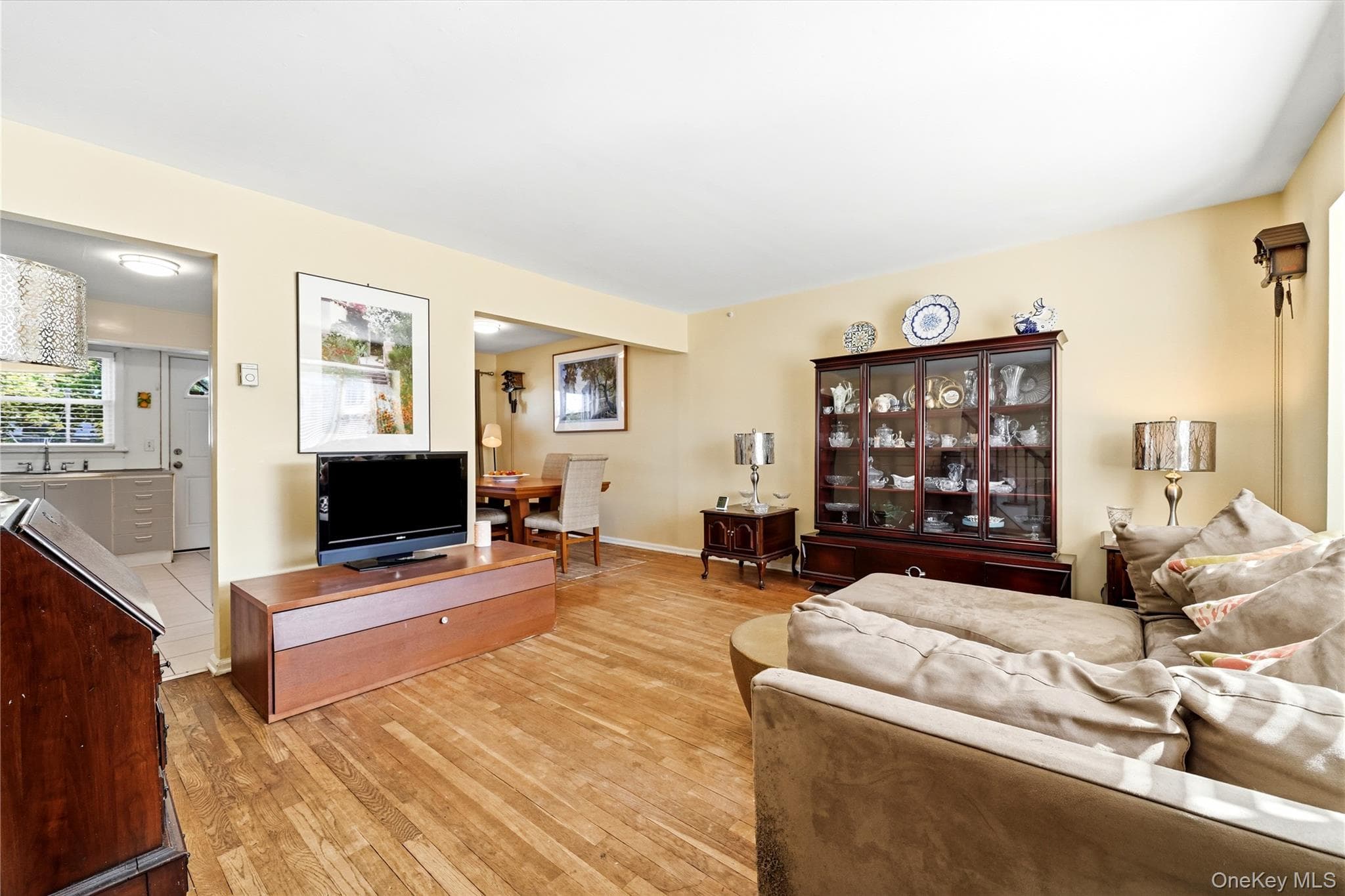 217 N Rutherford Avenue thumbnail 8