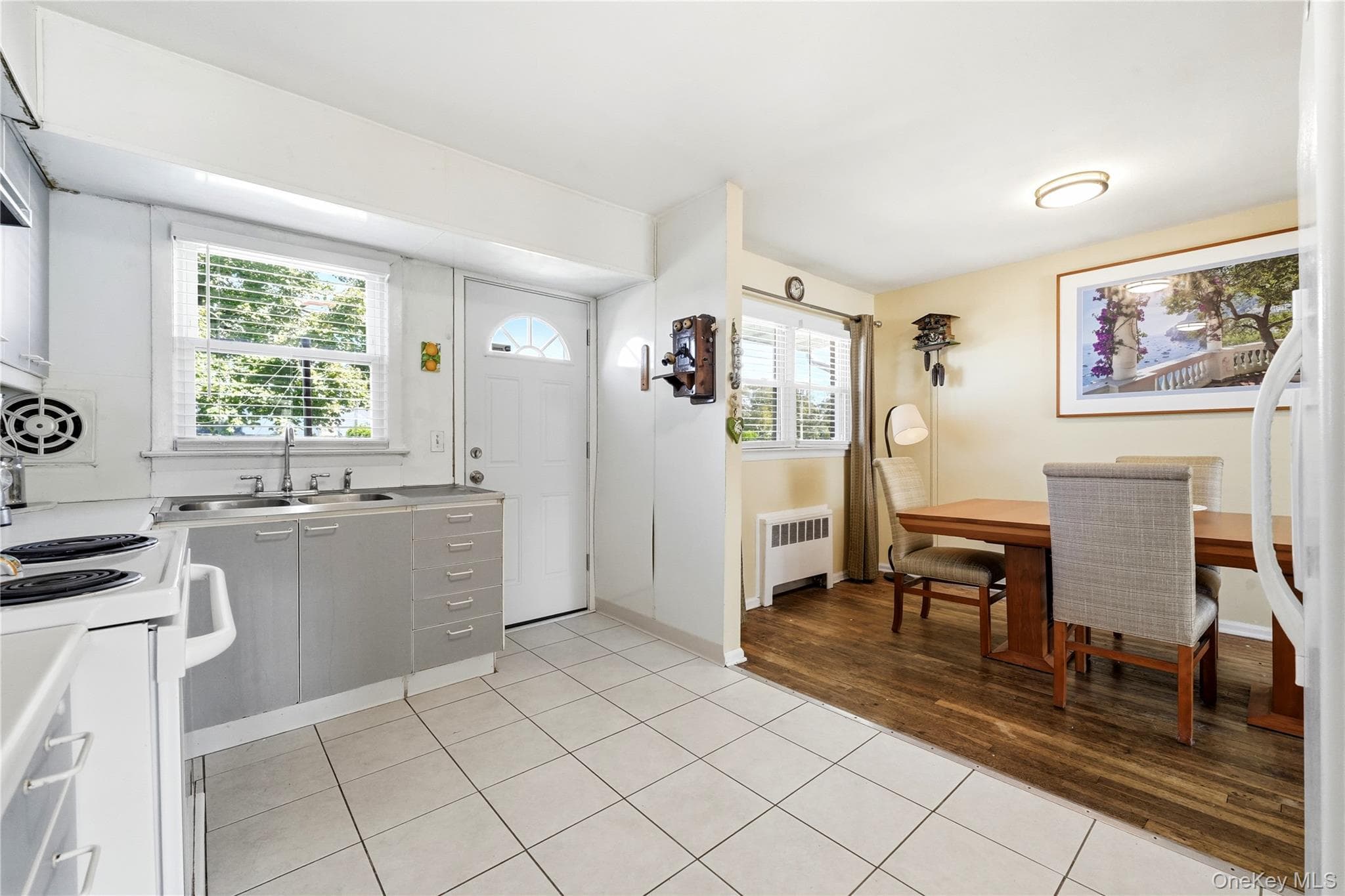 217 N Rutherford Avenue thumbnail 12