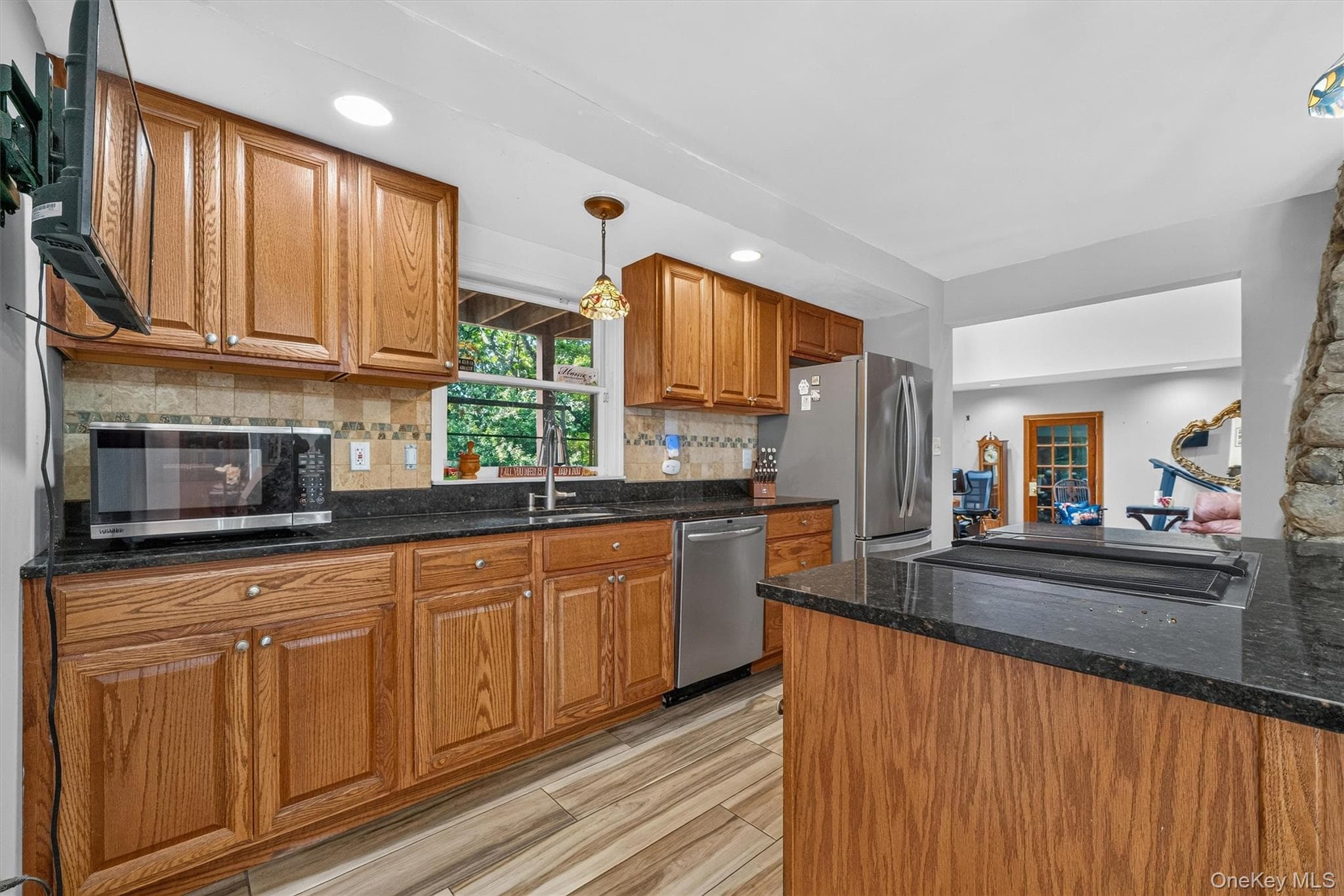 65 Oxford Springs Road thumbnail 11