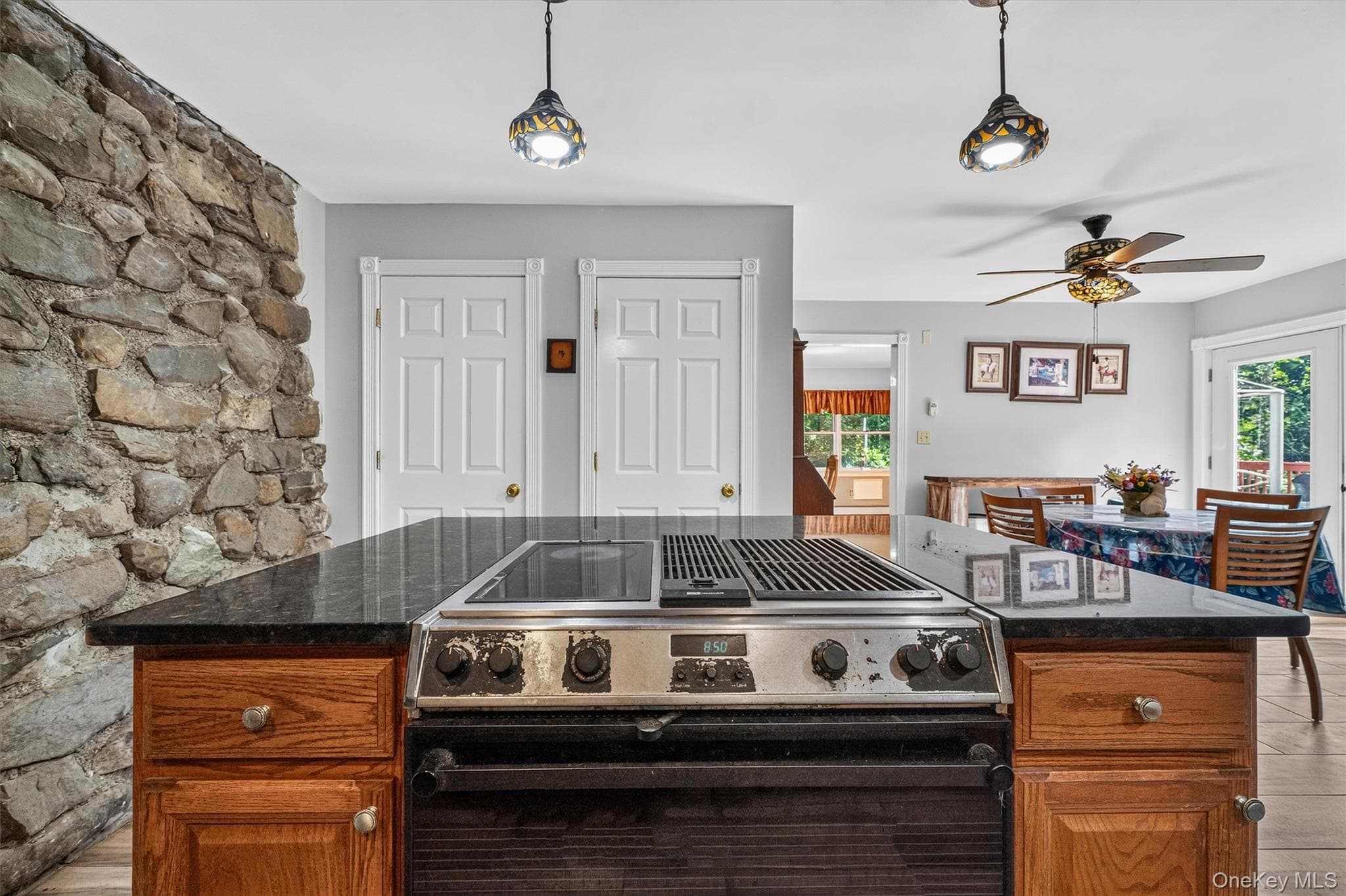 65 Oxford Springs Road thumbnail 13