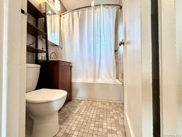 216-37 68th Avenue Unit: Upper thumbnail 11