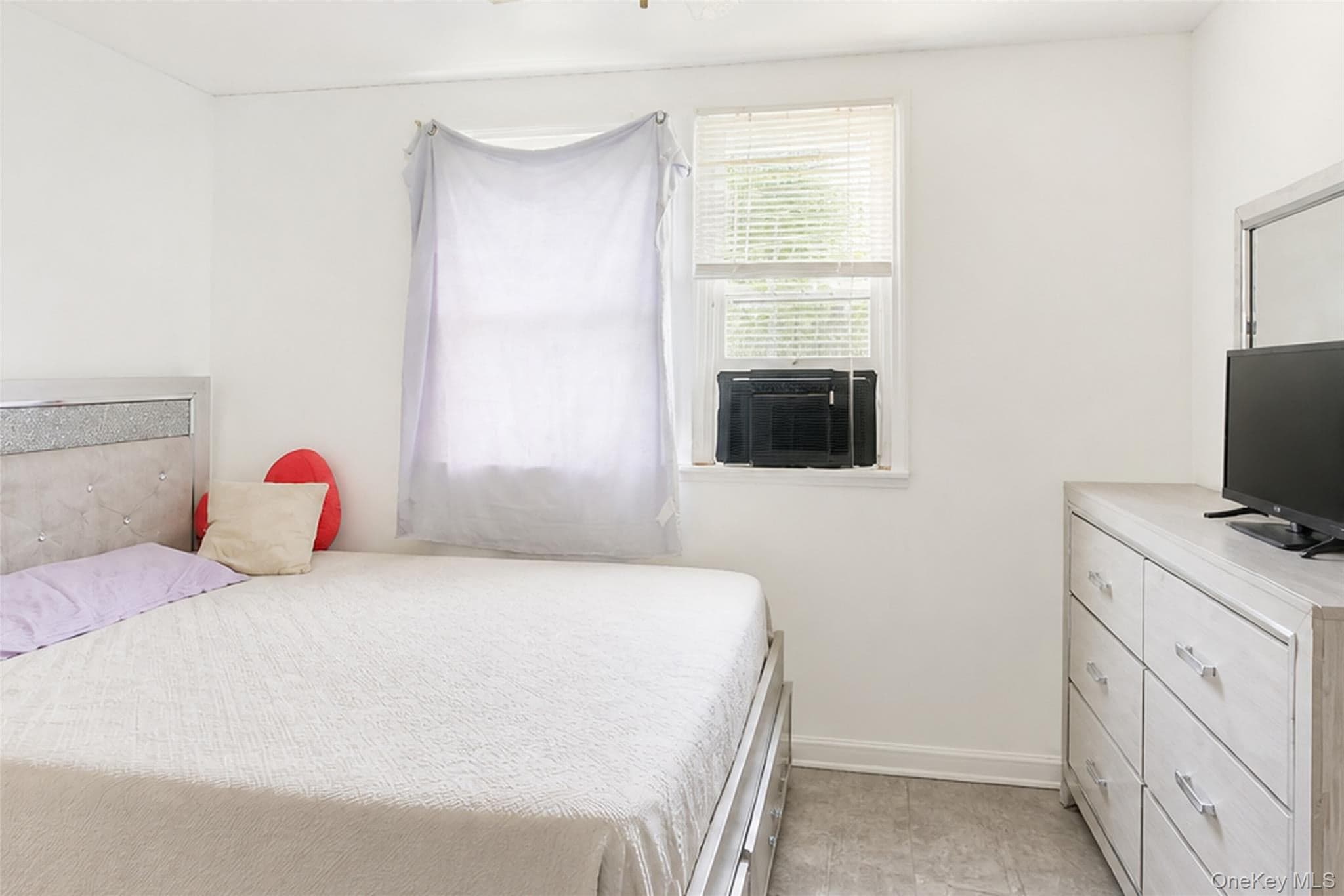 5033 Main Street thumbnail 7