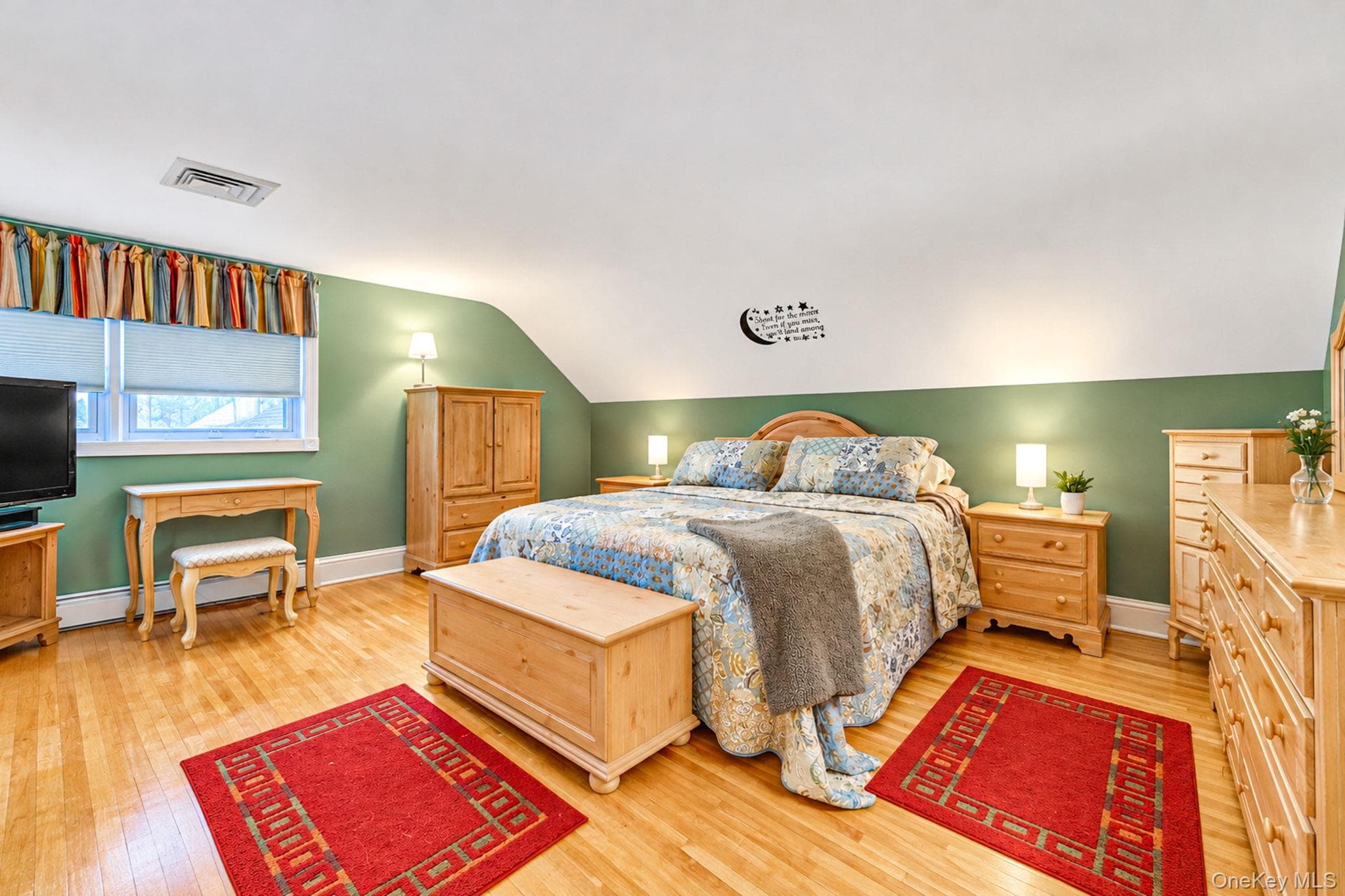 246 Lake Avenue thumbnail 18