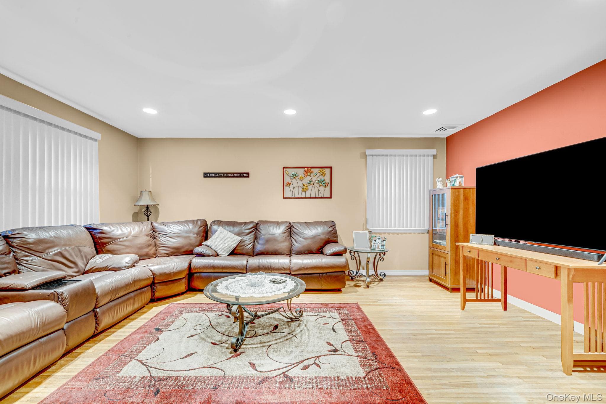 246 Lake Avenue thumbnail 6