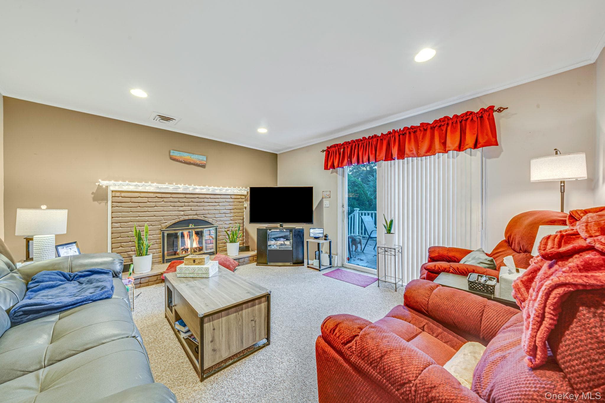 246 Lake Avenue thumbnail 14