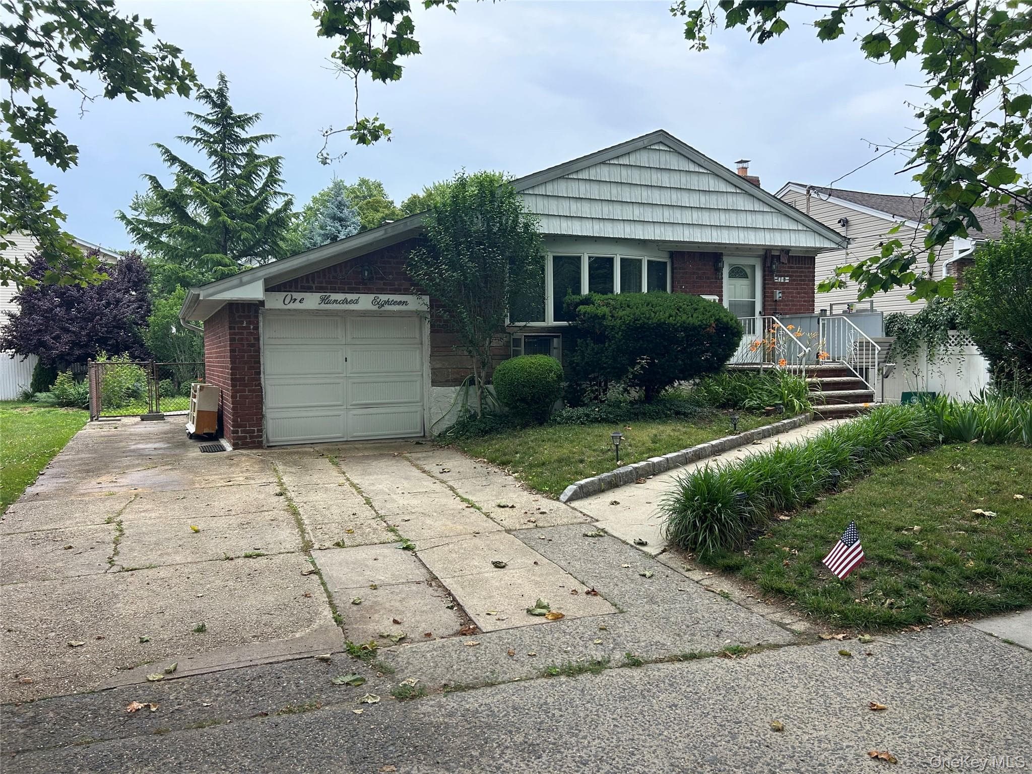 118 Franklin Avenue, Malverne