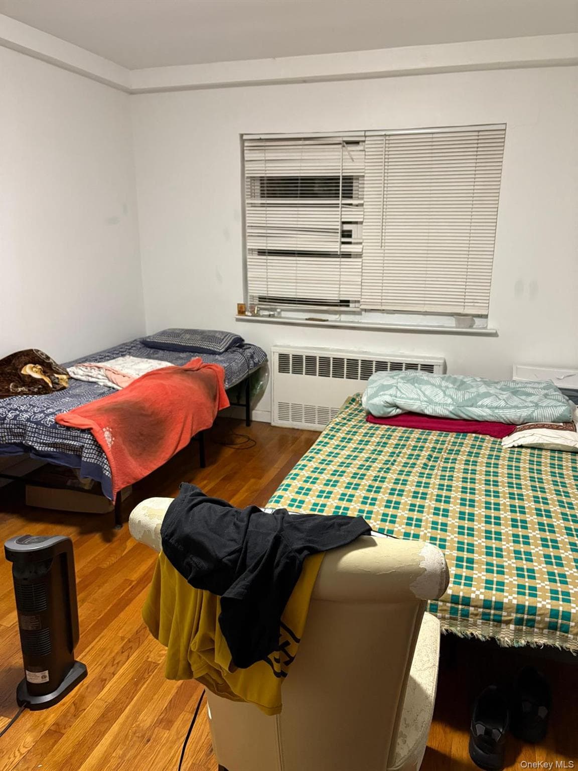 25-37 72nd Street thumbnail 8