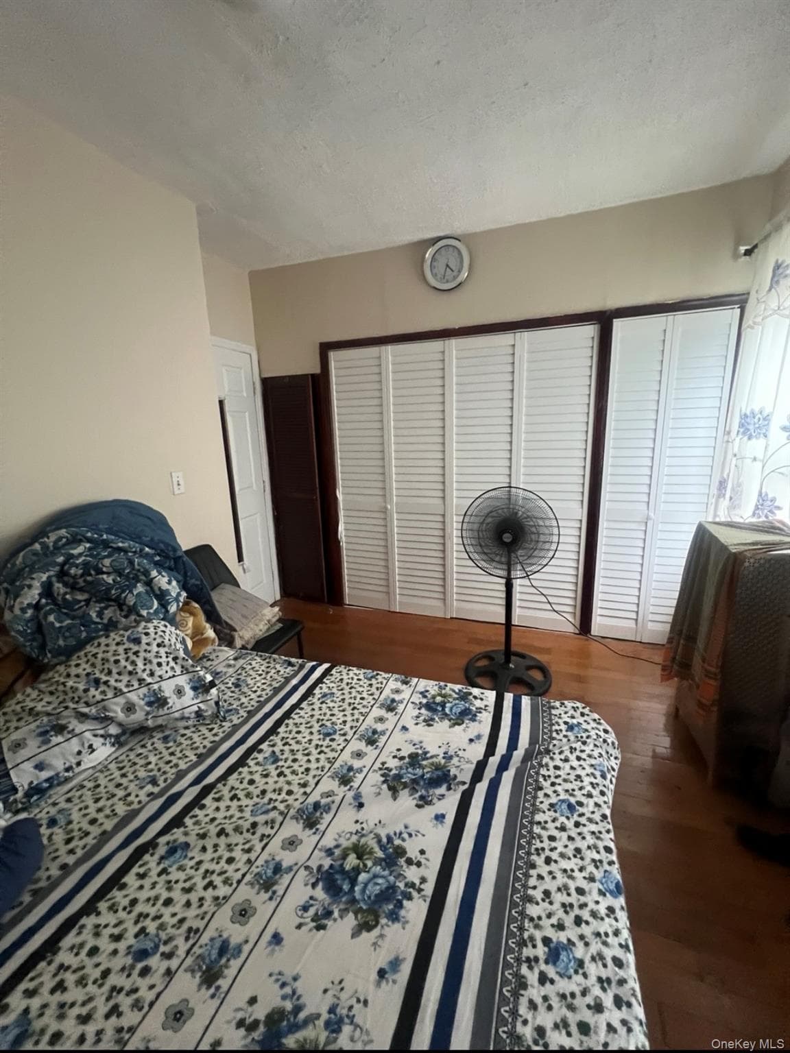 188-42 Woodhull Avenue thumbnail 15
