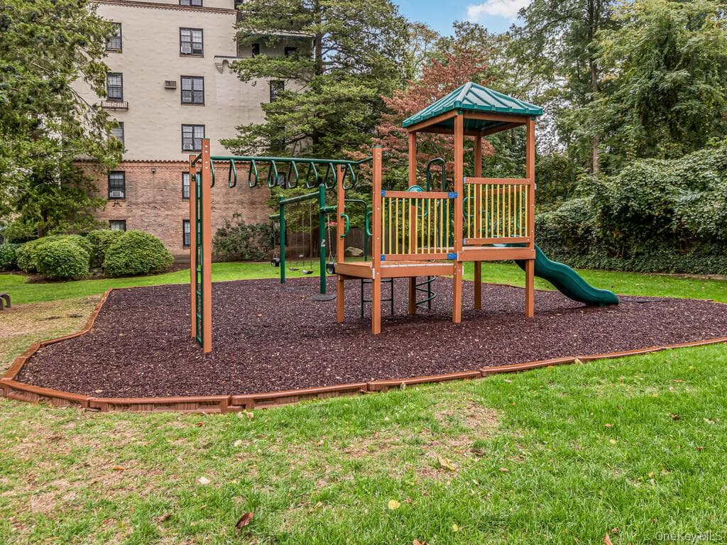 1273 North Avenue Unit: 1G. Entry 3 thumbnail 21