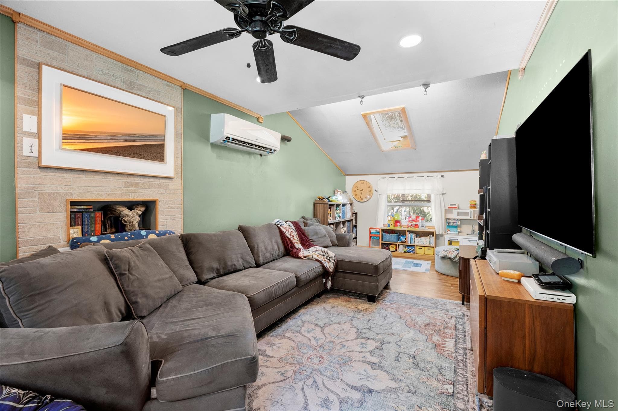 107 Andreano Avenue thumbnail 5