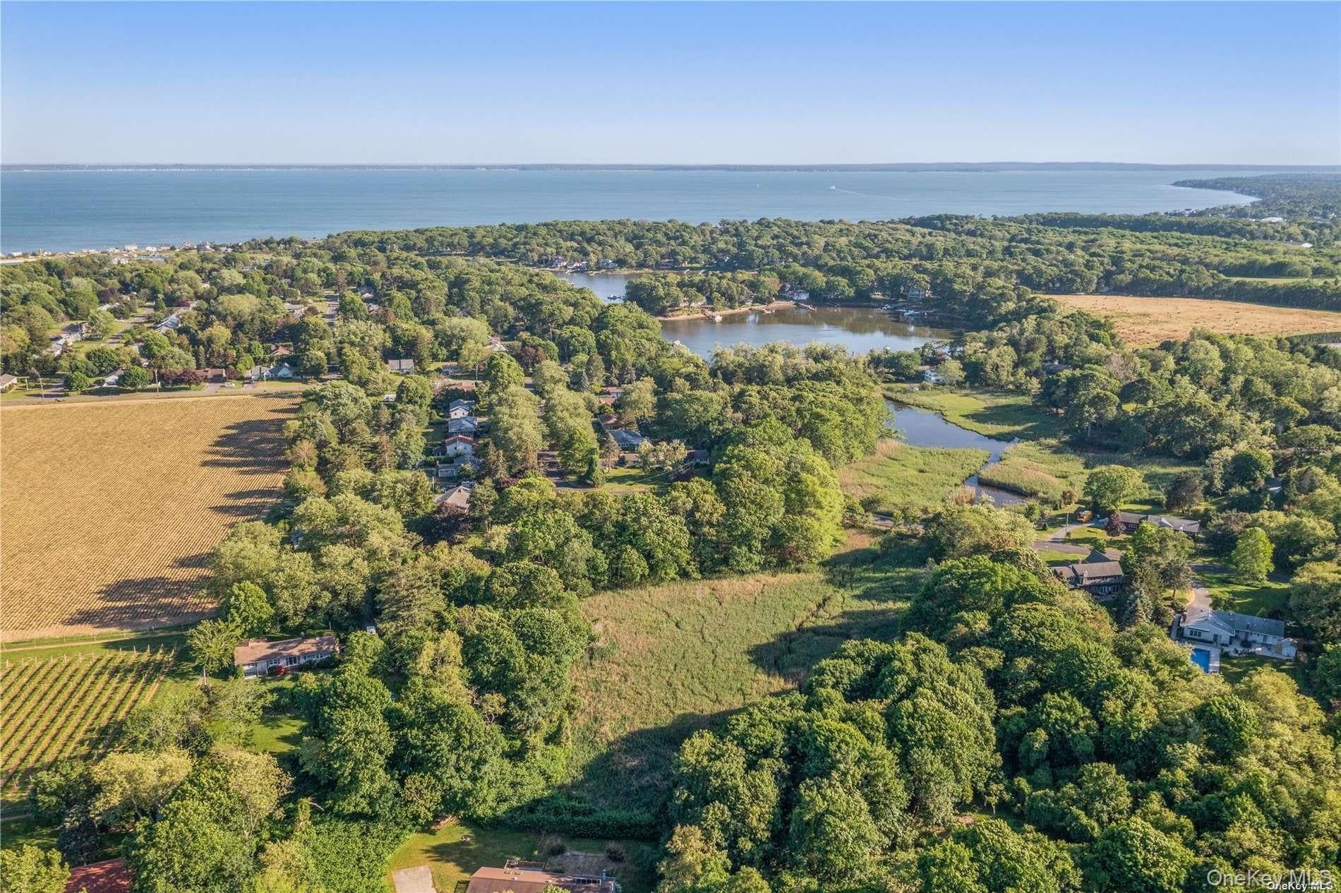 955 Blossom Bend Bnd, Mattituck
