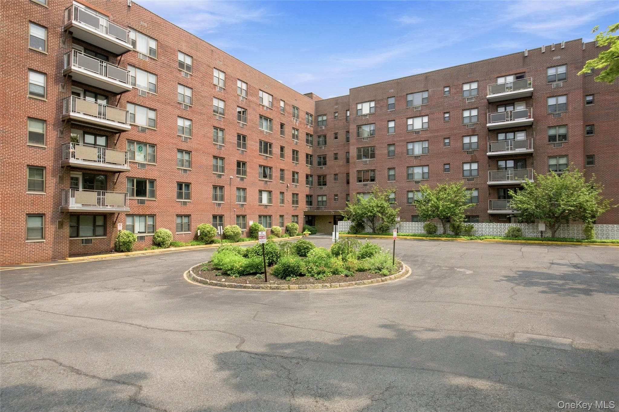 77 Carpenter Avenue Unit: 3B thumbnail 3