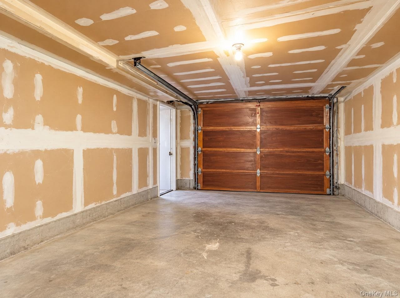 611 E 79th Street thumbnail 28