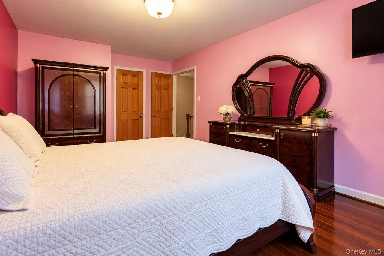 611 E 79th Street thumbnail 19