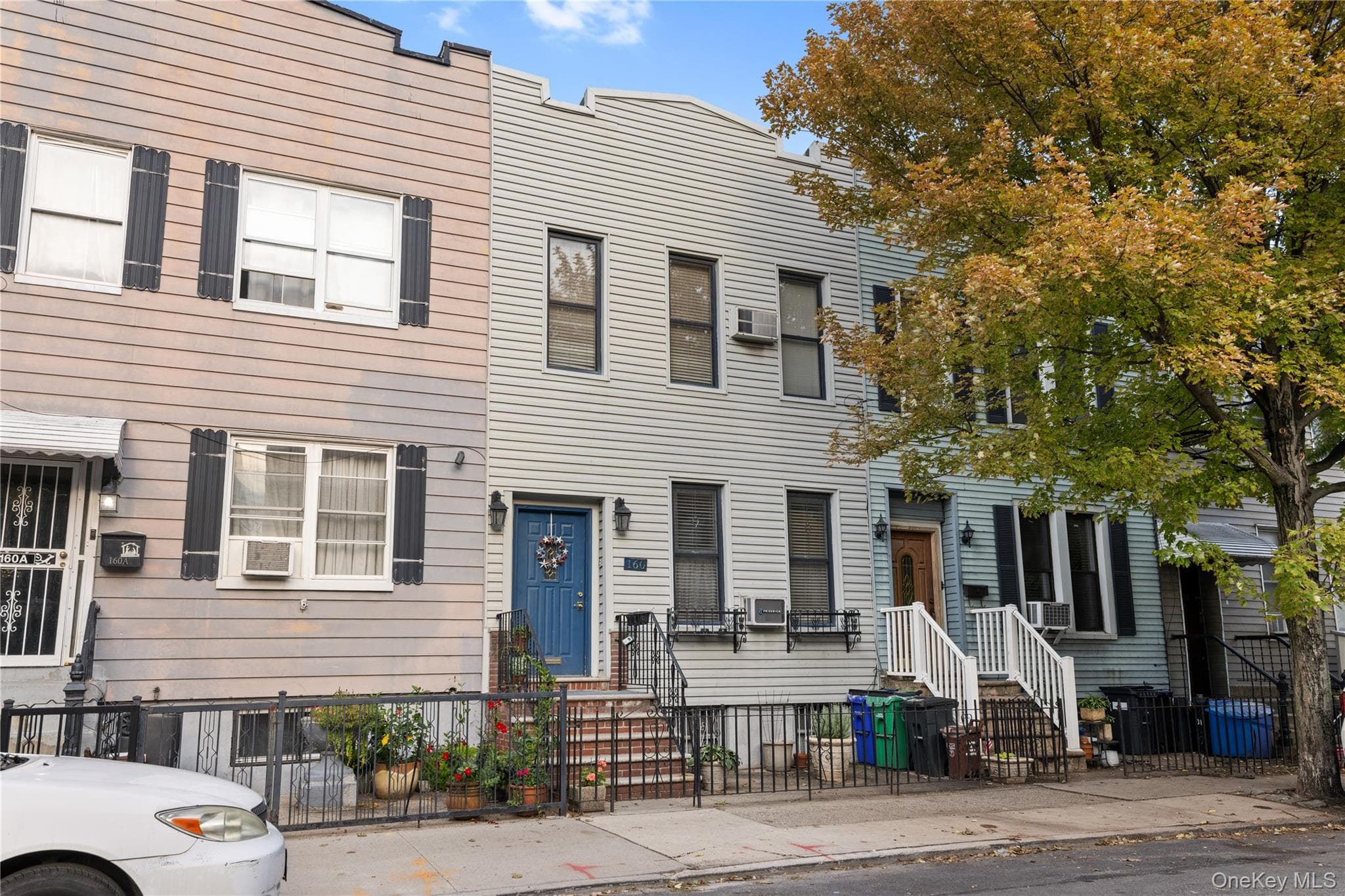 160 Diamond Street thumbnail 2