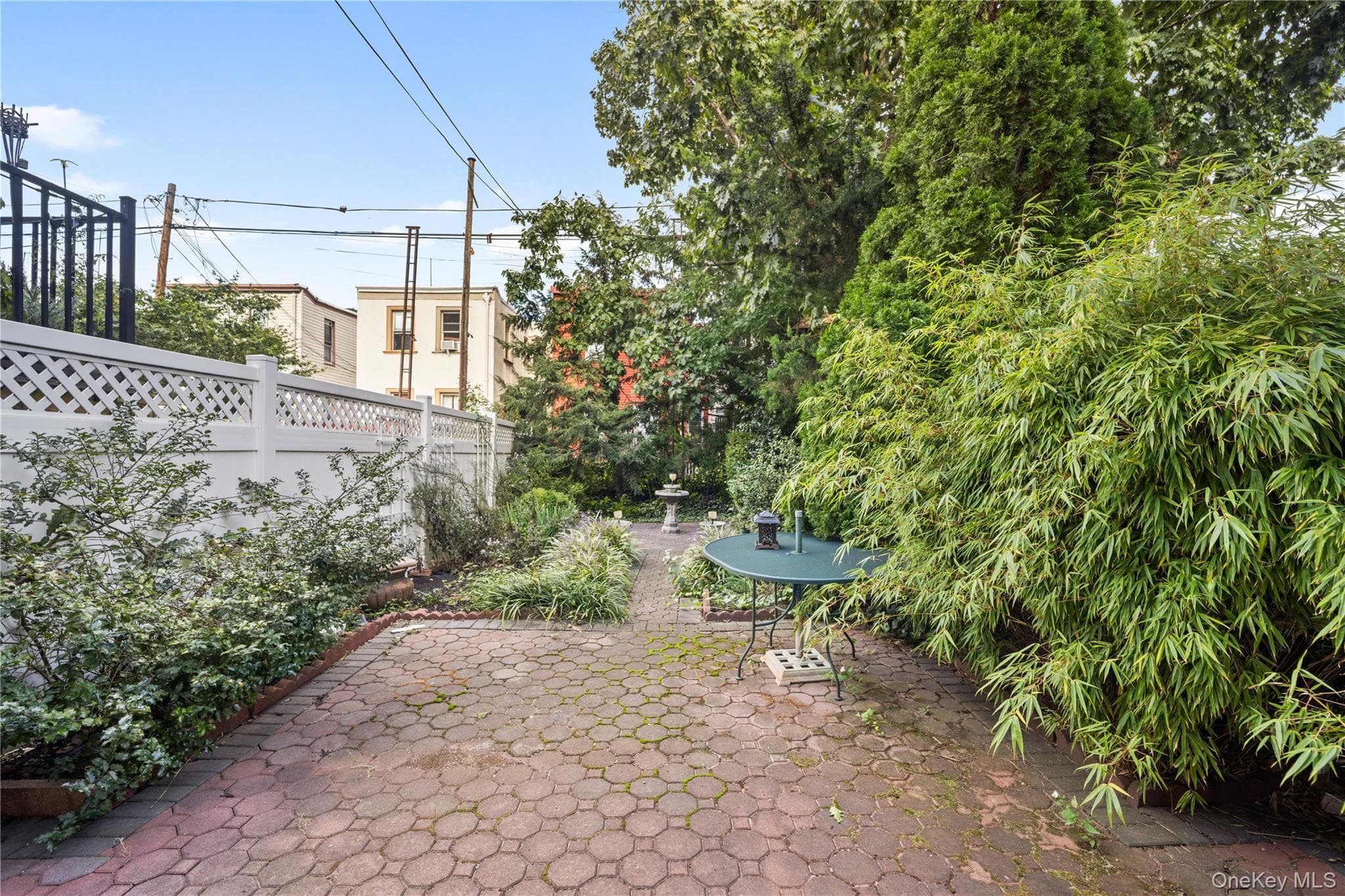 160 Diamond Street thumbnail 28