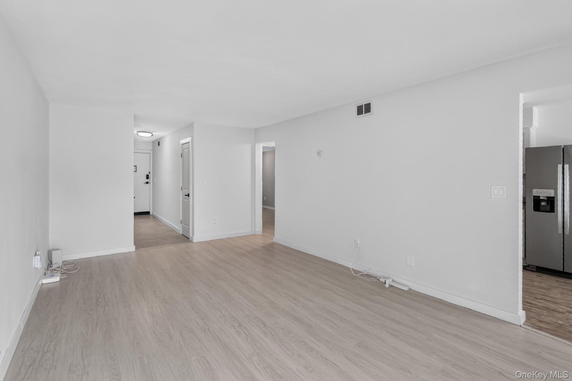 26 Cooper Road Unit: 414 thumbnail 4