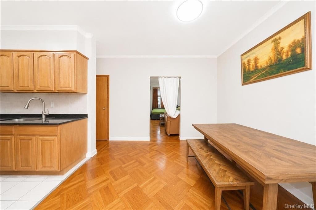 2343 E 22nd Street thumbnail 13