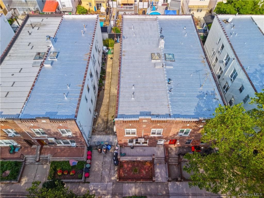 2343 E 22nd Street thumbnail 37
