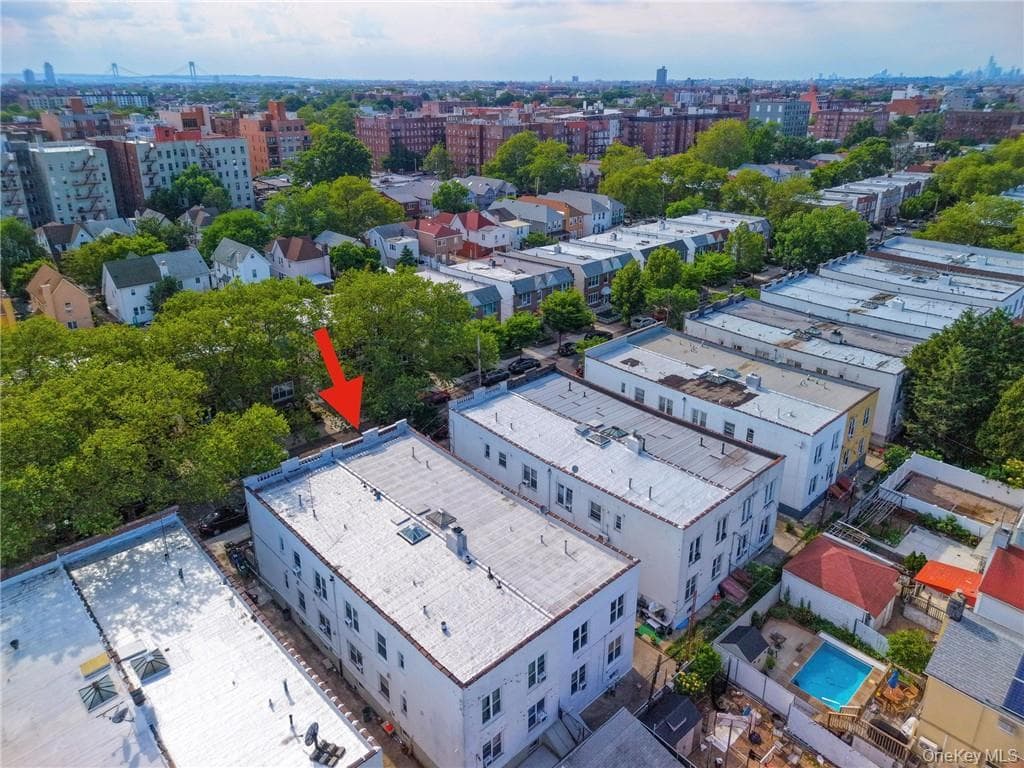 2343 E 22nd Street thumbnail 38