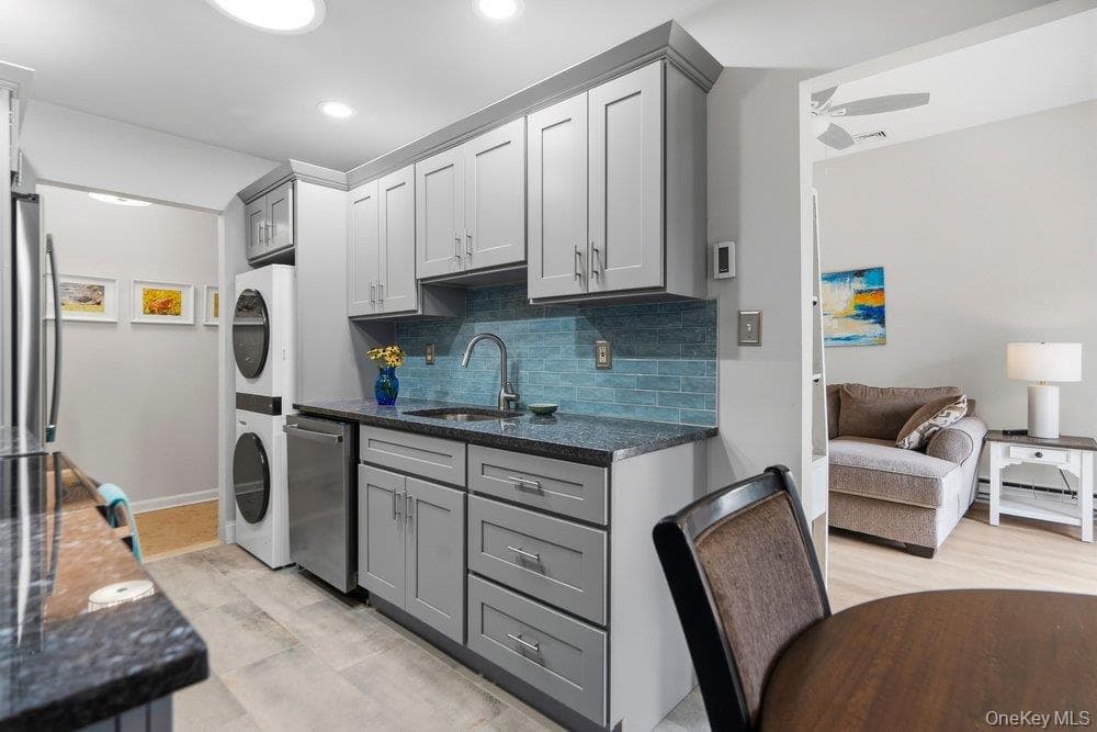 705 Alden Court thumbnail 11