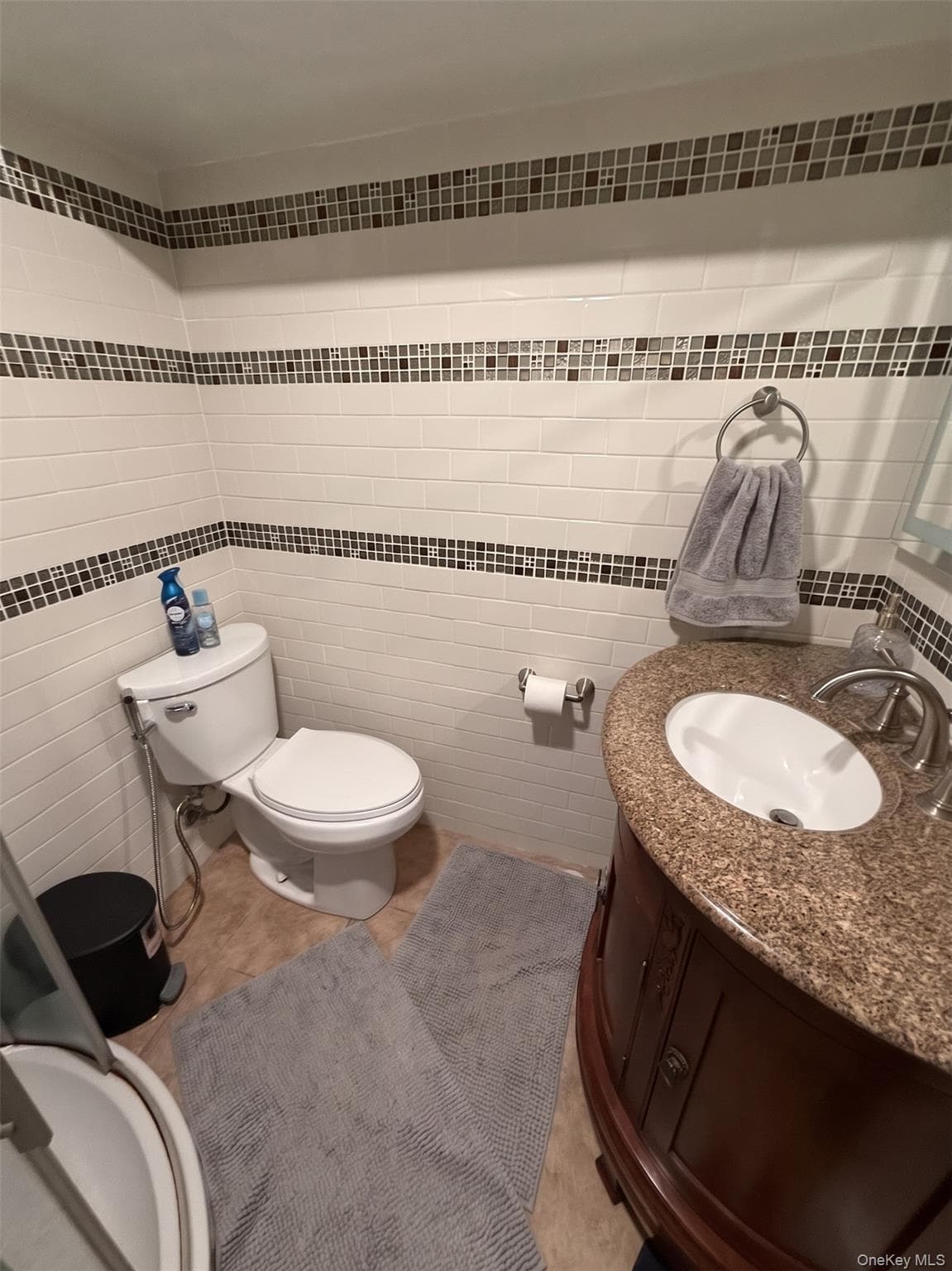 61 Lonergan Drive thumbnail 9