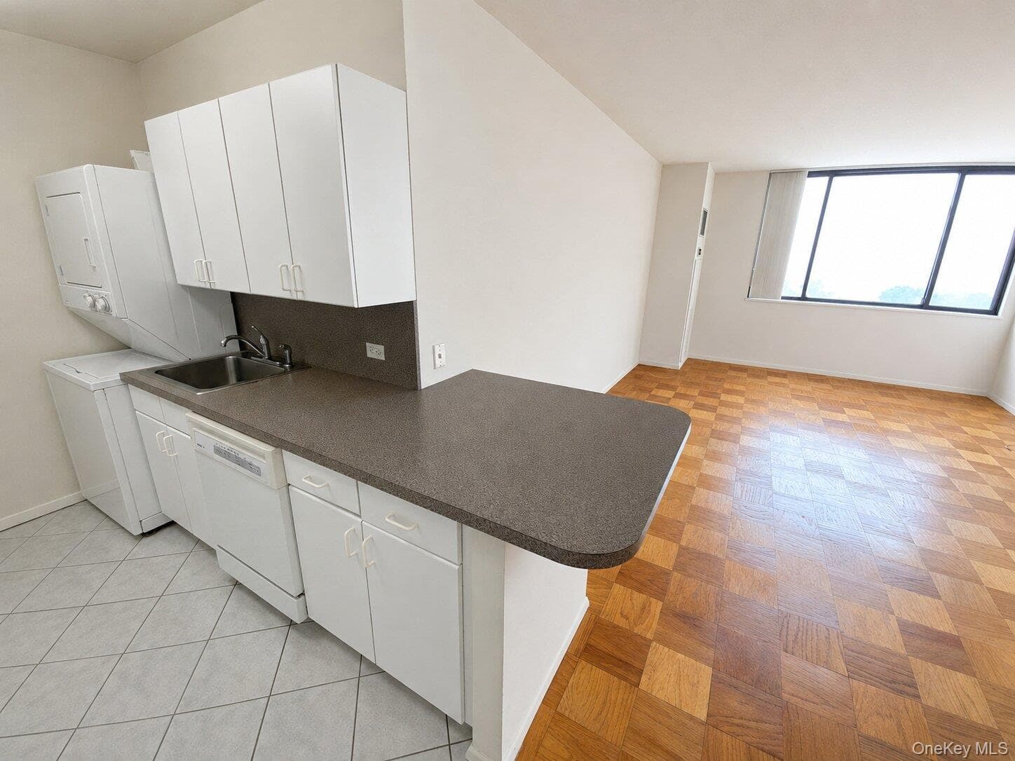 27010 Grand Central Parkway Unit: 7C thumbnail 6