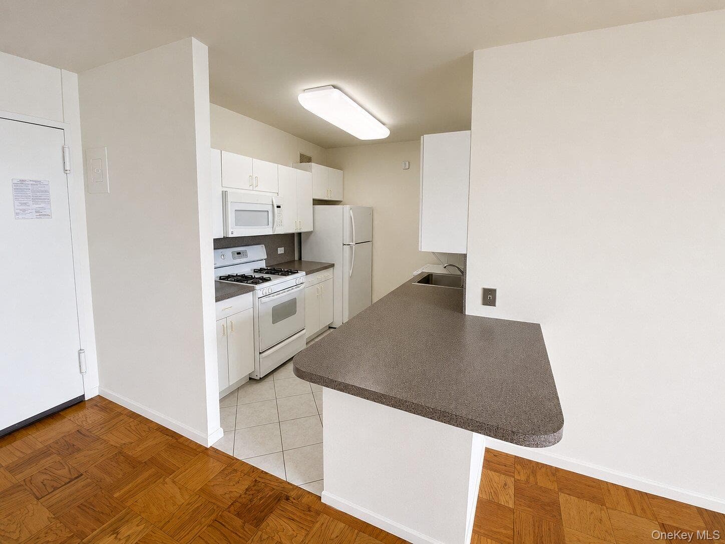 27010 Grand Central Parkway Unit: 7C thumbnail 5