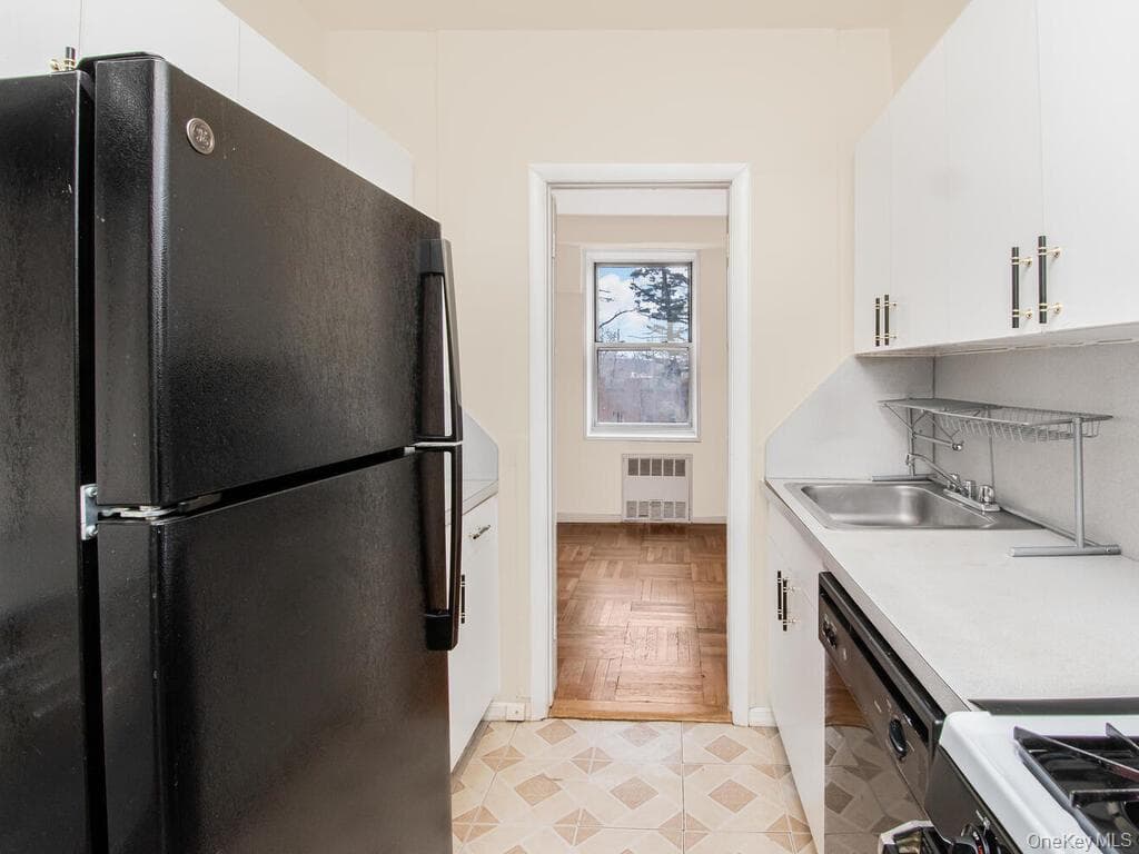 679 W 239th Street Unit: 1C thumbnail 8