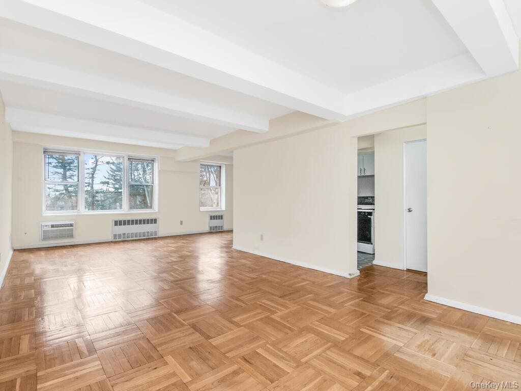 679 W 239th Street Unit: 1C, Bronx