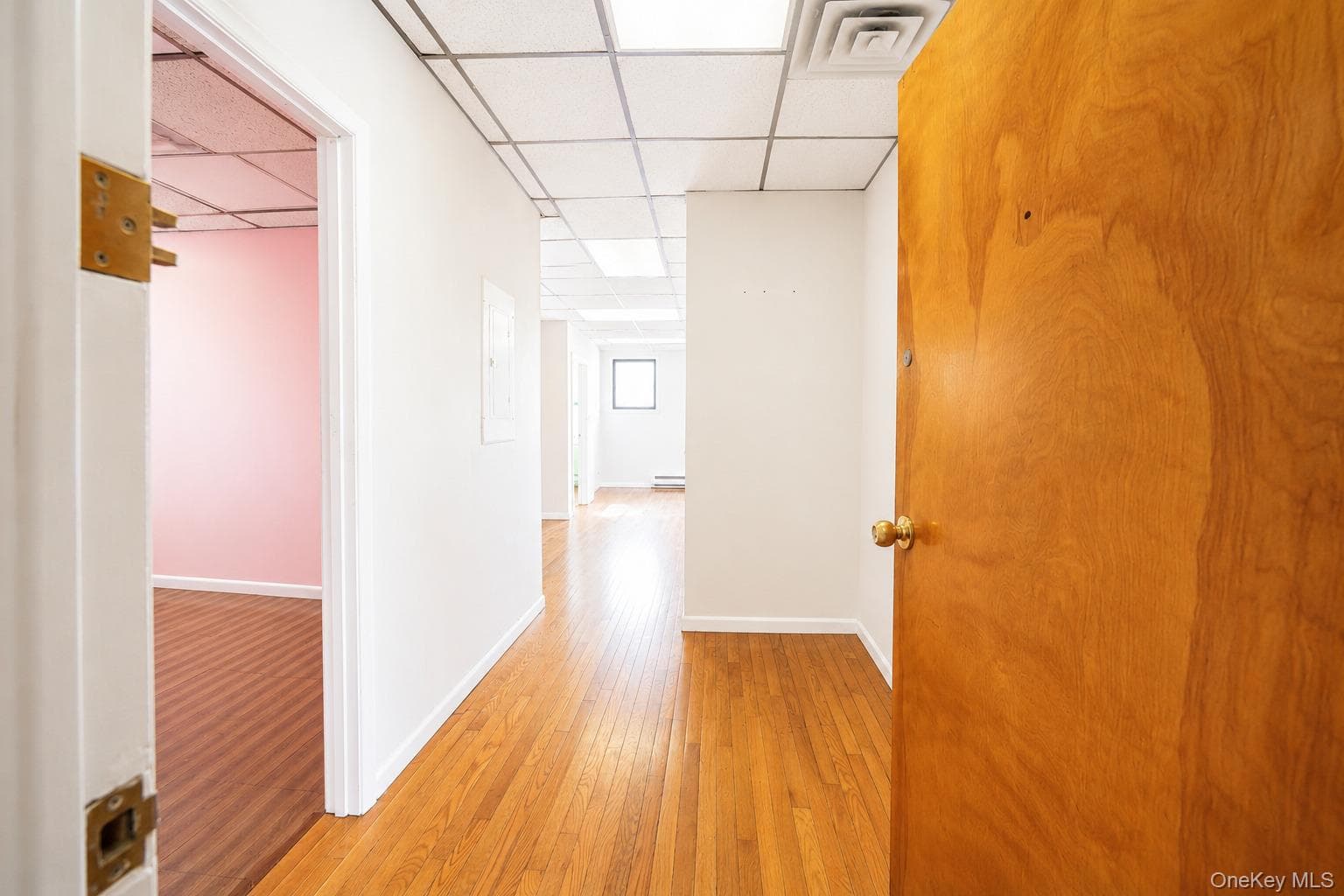 6419 Myrtle Avenue thumbnail 22