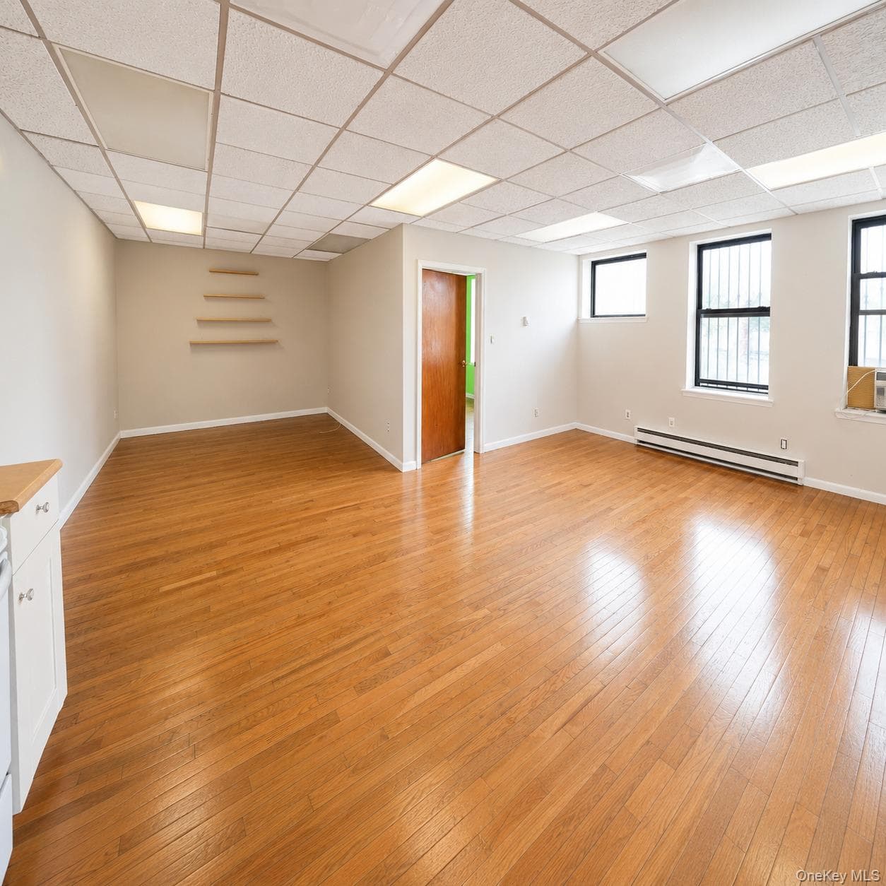 6419 Myrtle Avenue thumbnail 13