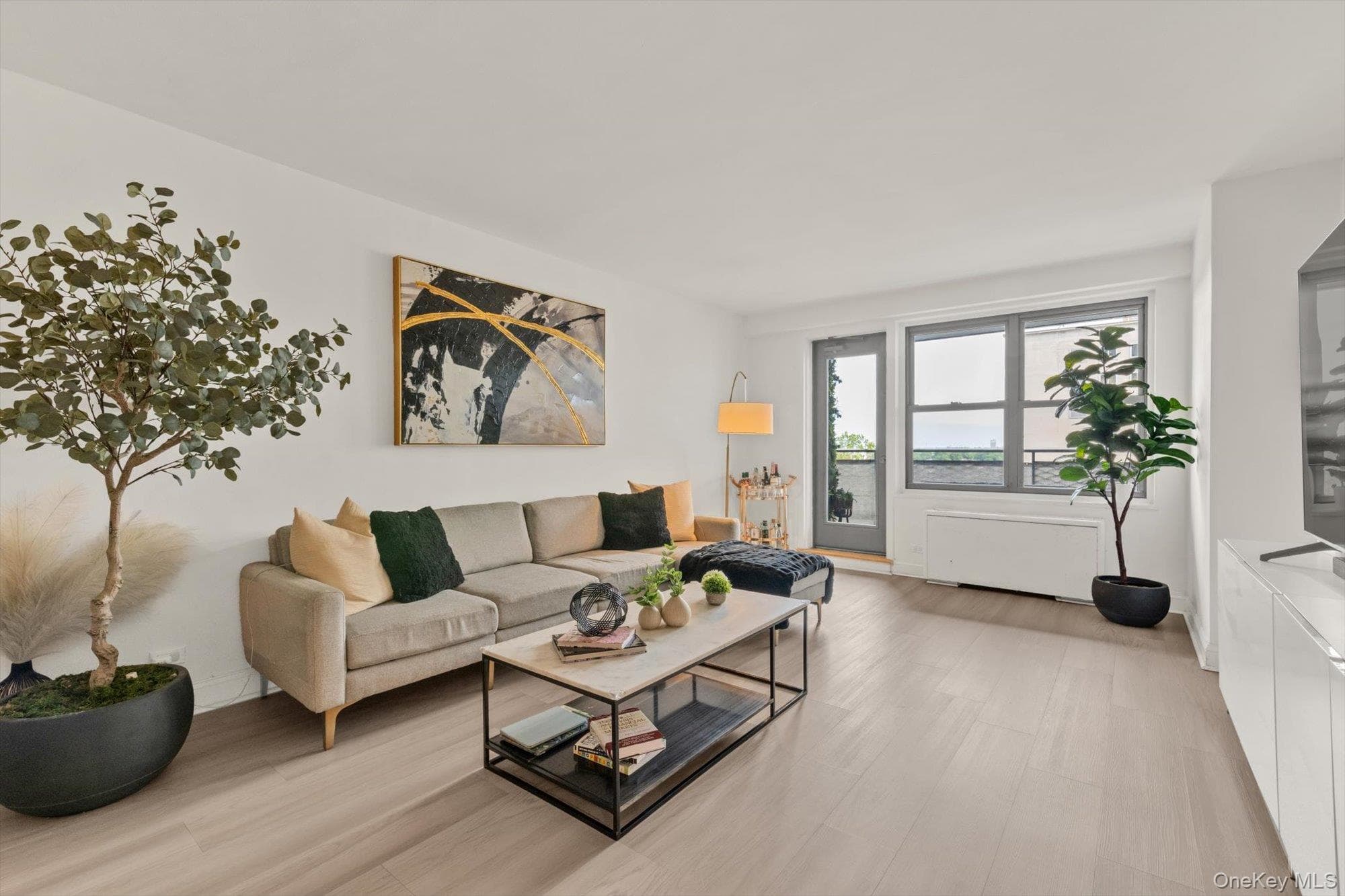125-10 Queens Boulevard Unit: 606, Kew Gardens