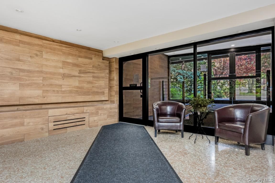 18-40 211th Street Unit: 4A thumbnail 4