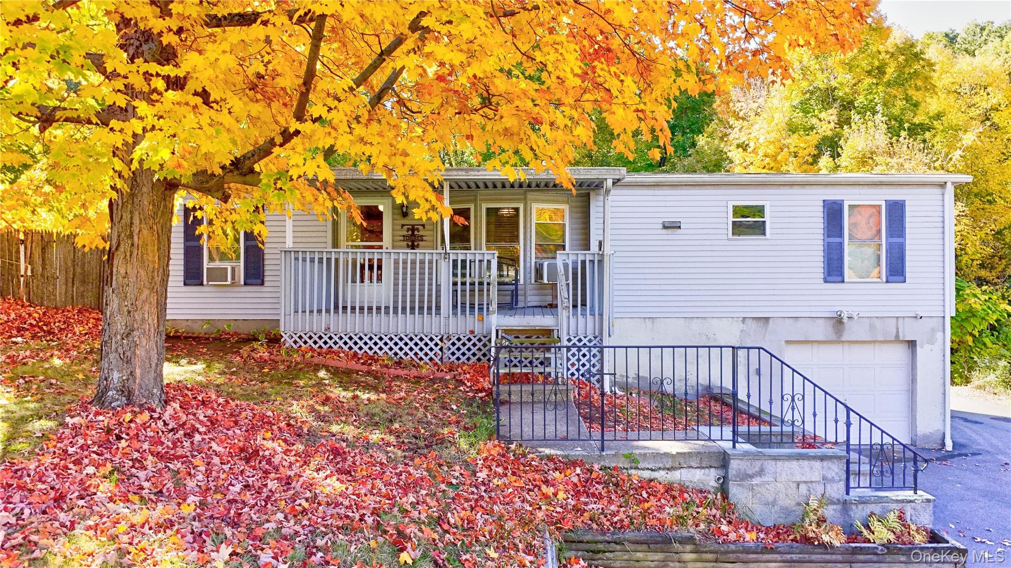 828 State Route 44 55, Highland