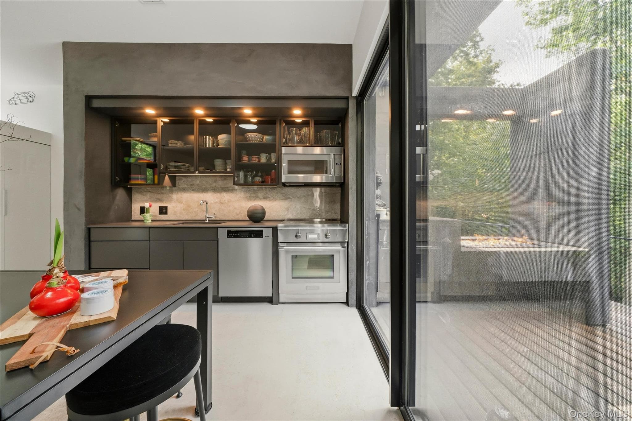 194 Mapes Road thumbnail 15
