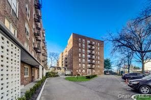 54-40 Little Neck Parkway Unit: 4A thumbnail 3