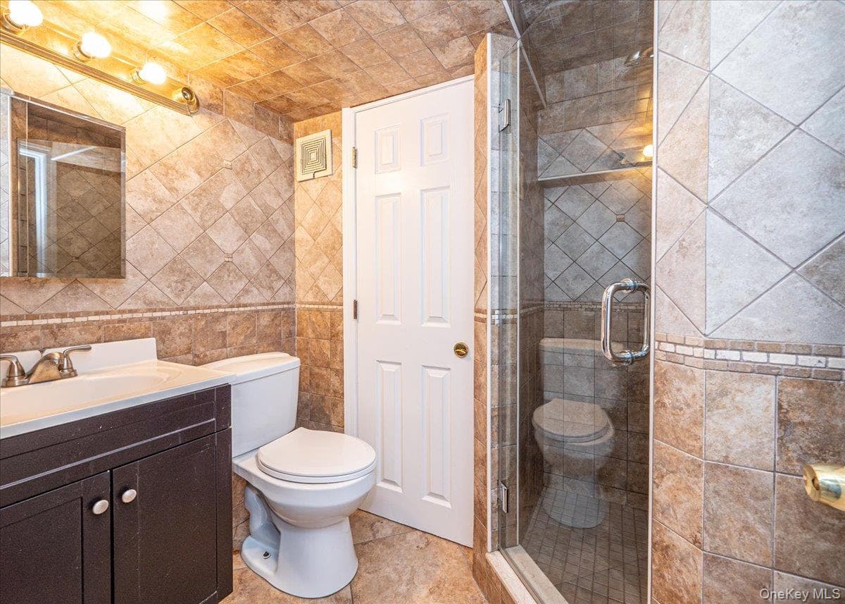 557 Newbridge Road thumbnail 19
