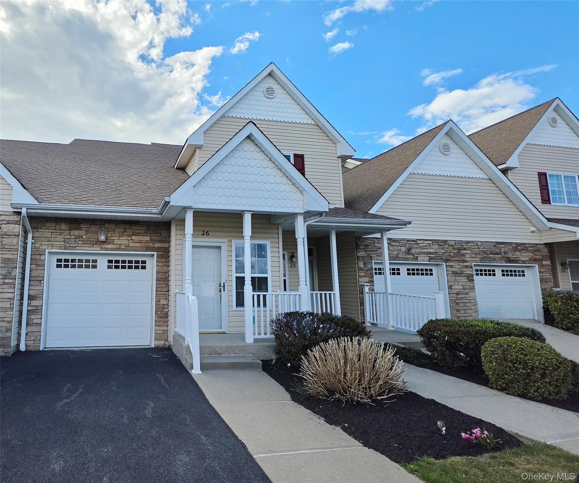 26 Rose Lane, Mount Sinai