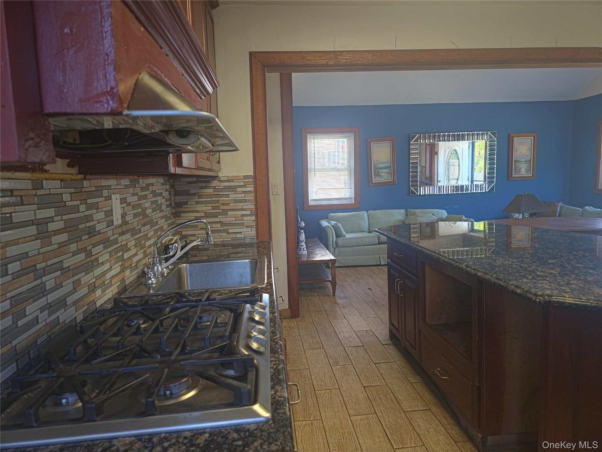 158 William Floyd Parkway thumbnail 4