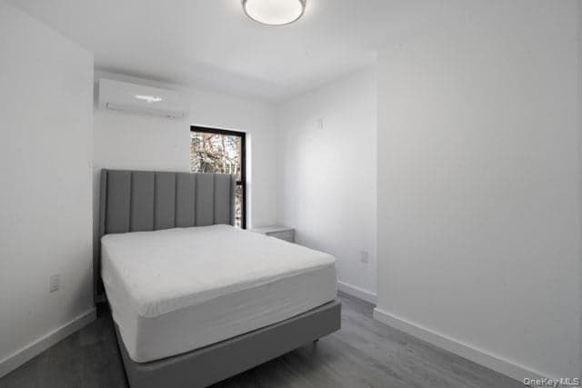 155 Clifton Place thumbnail 13