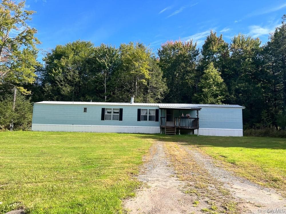 184 Seeman Road thumbnail 5