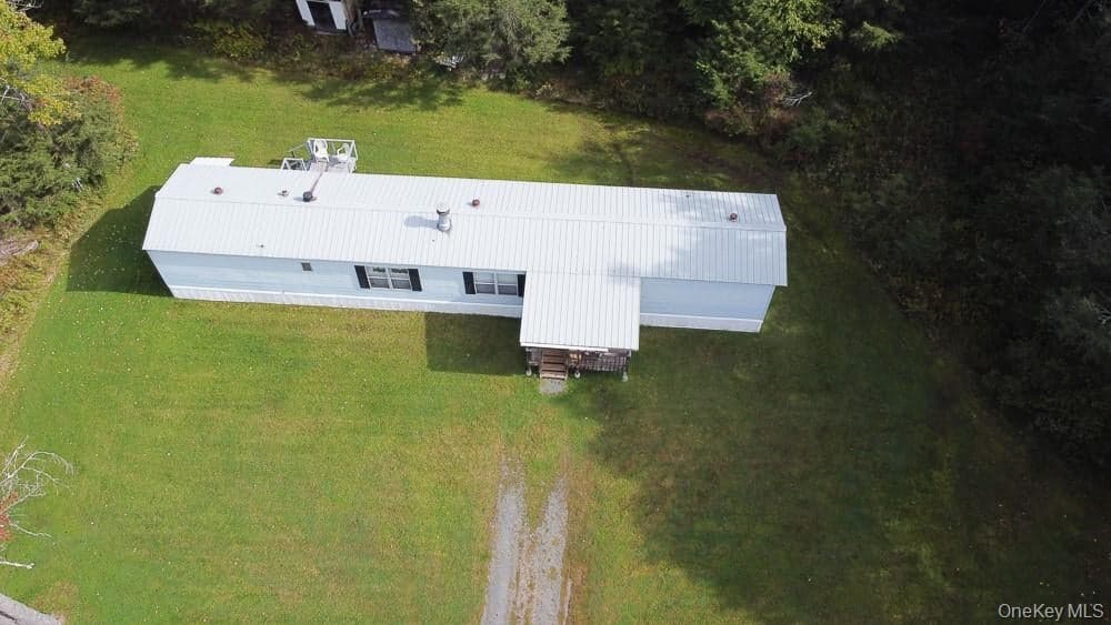 184 Seeman Road thumbnail 3