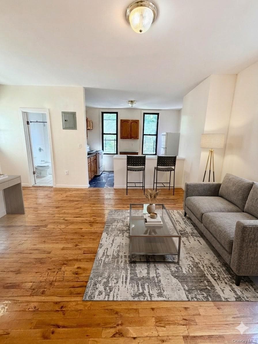 2304 Bassford Avenue thumbnail 5