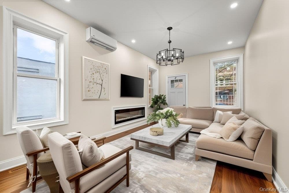 639 Watkins Street thumbnail 14