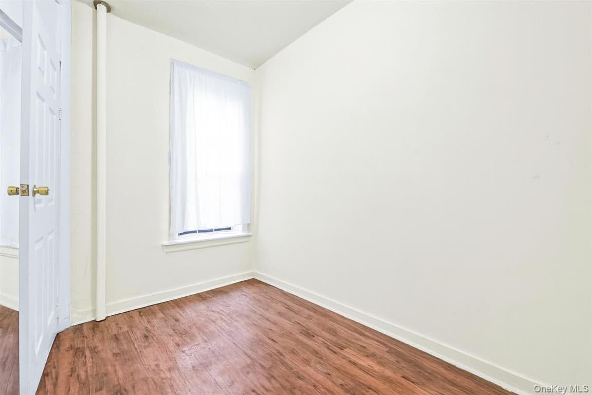 1993 Amsterdam Avenue Ave Unit: 31 thumbnail 11