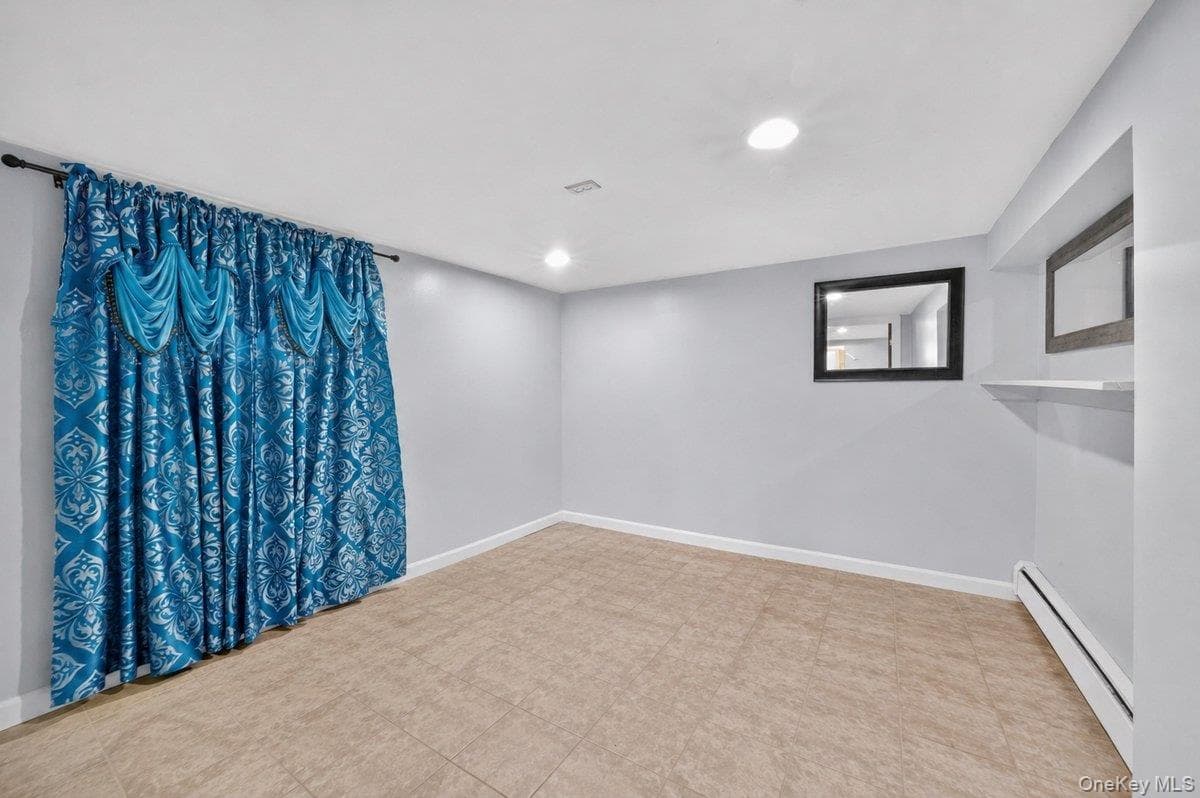 255 Cochran Place thumbnail 5