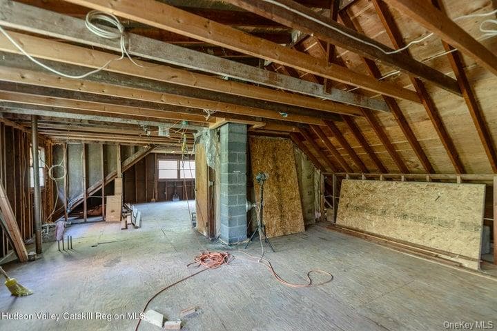 120 Sherman Road thumbnail 40